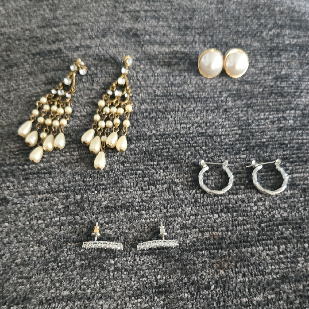 Elegant Gold and Silver Earring Set